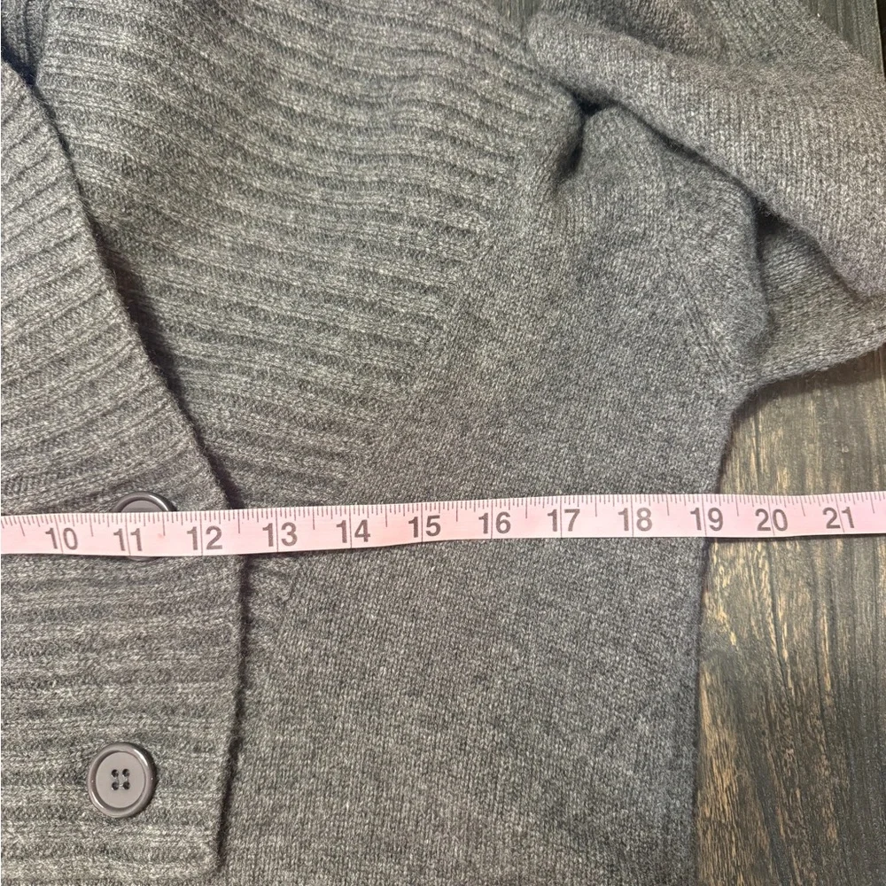 Sofie The Label luxurious sofie